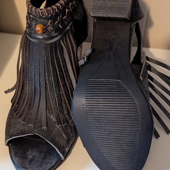 Roper Women's Casual Brown Fringe Sandal Shoes Real Leather Size 8.5 - Picture 3 of 4